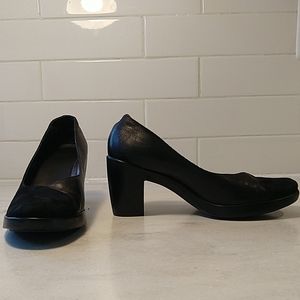 Dansko Chunky Black Suede and Leather Heels